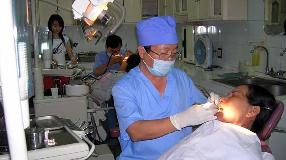 Làm gì để răng trắng, miệng thơm ?