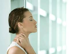 Cách phòng ngừa và điều trị bệnh thoái hóa cột sống cổ 